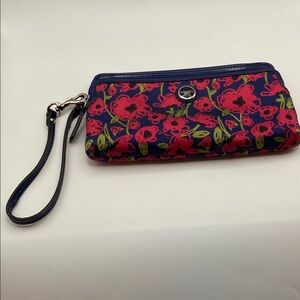 Coach Double Zipper, Large Wristlet /Wallet Blue w/ Pink Flowers